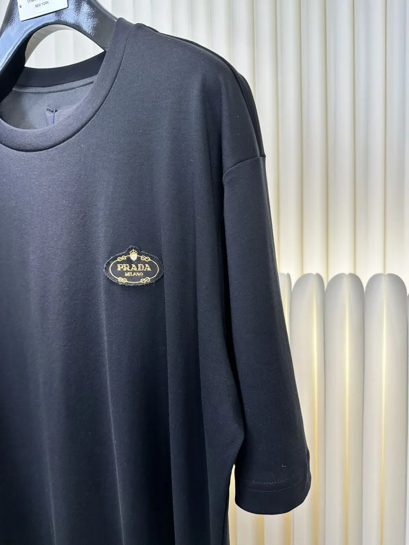 Bold Prada T-Shirts 167630