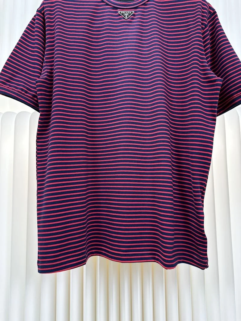 Prada T-Shirts Comfortable 167135