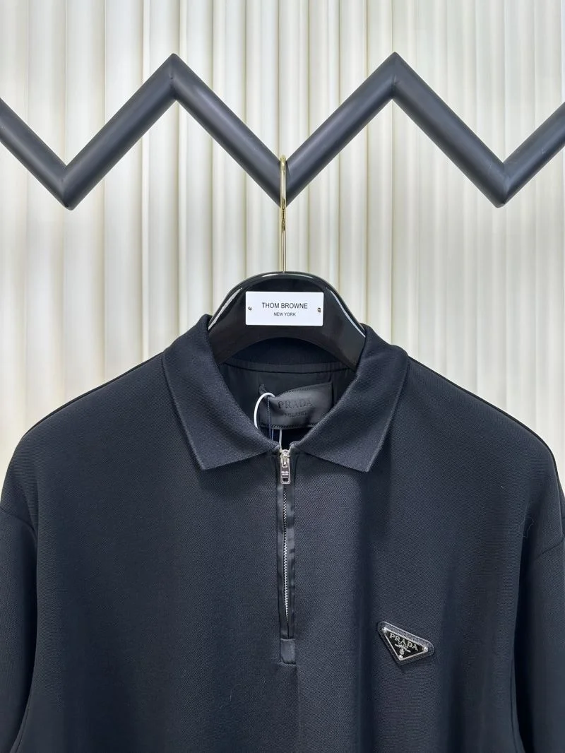 Timeless Prada T-Shirts 167092