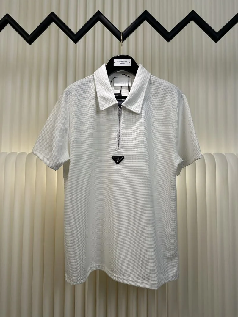 Prada T-Shirts Snug 167088
