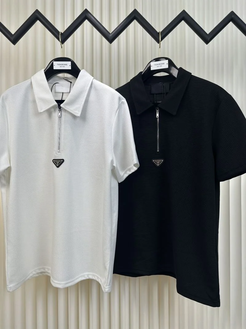 Prada T-Shirts Snug 167088