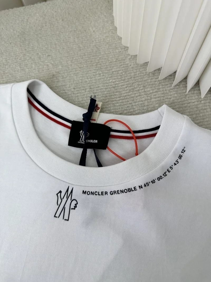 Chic Prada T-Shirts 167099