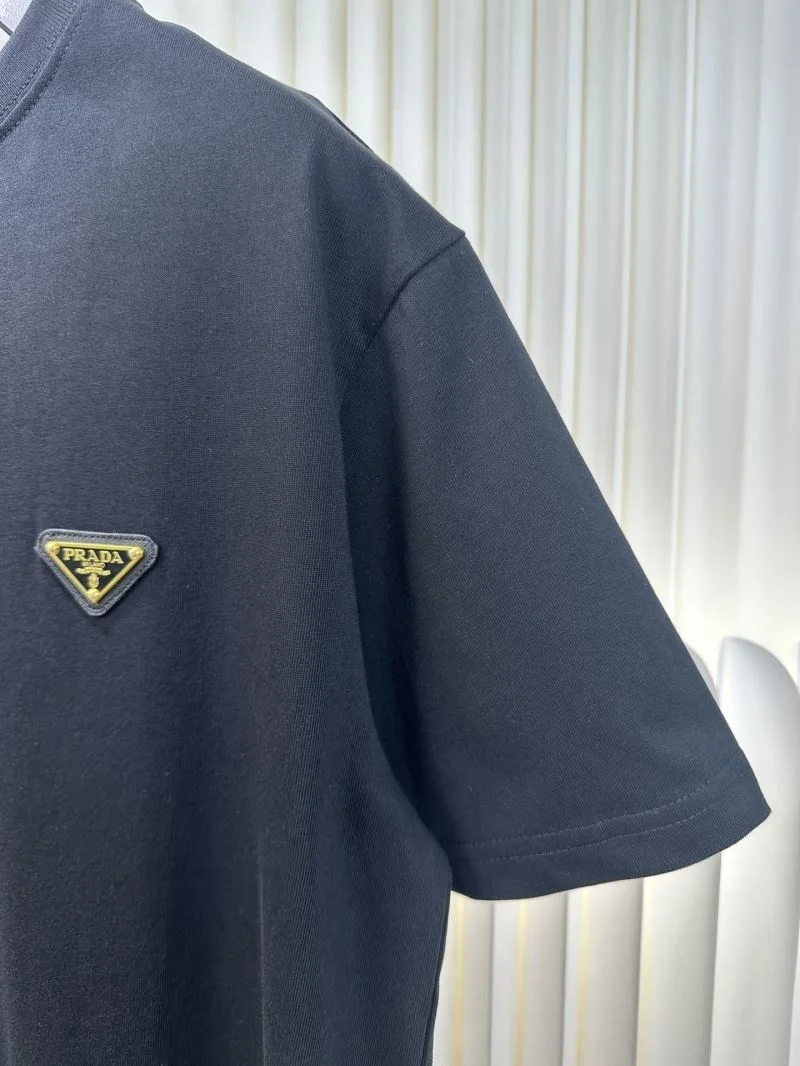 Prada T-Shirts Cozy 167118