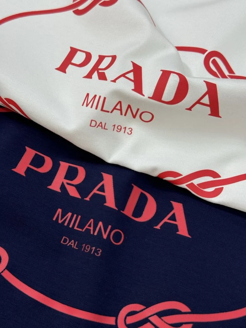 Flexible Prada T-Shirts 167079