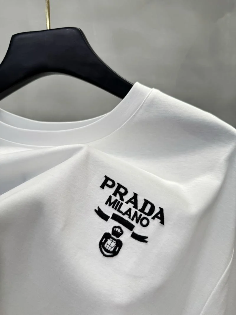 SunProtective Prada T-Shirts 167075