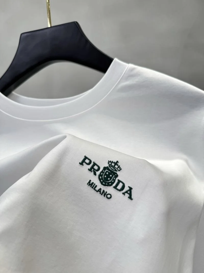GoodFit Prada T-Shirts 167073