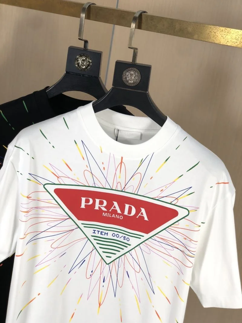 ModernLook Prada T-Shirts 167071