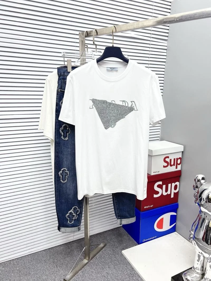 Modern Prada T-Shirts 167058
