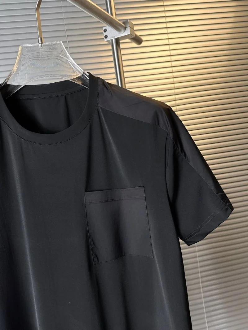 Youthful Prada T-Shirts 167052