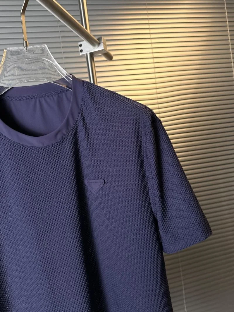 WrinkleFree Prada T-Shirts 167100