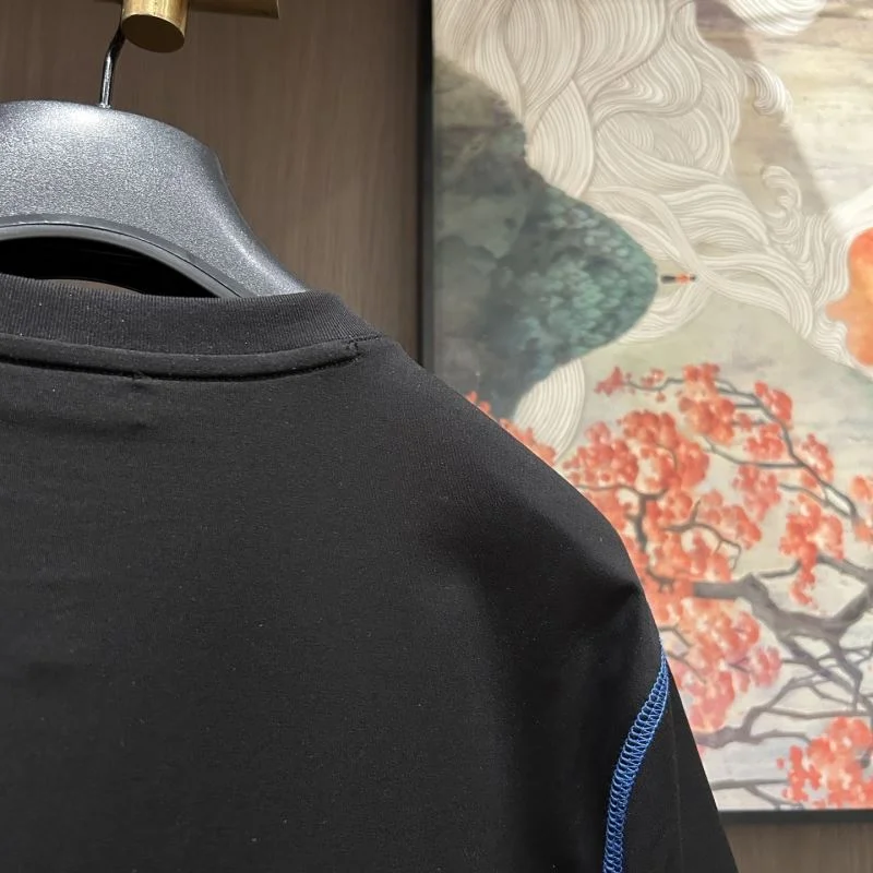 Contemporary Prada T-Shirts 167064