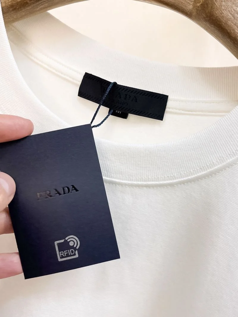Reliable Prada T-Shirts 167060