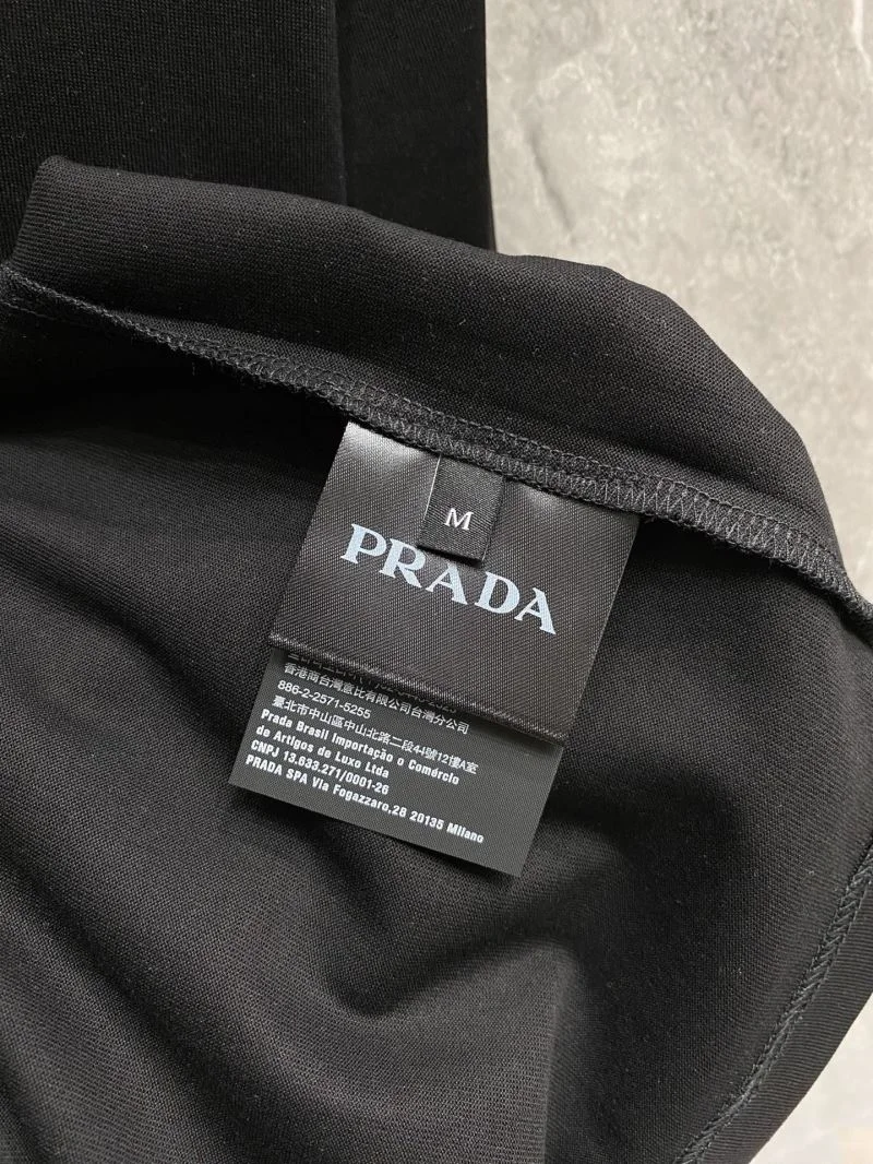 Prada T-Shirts Effortless 167055