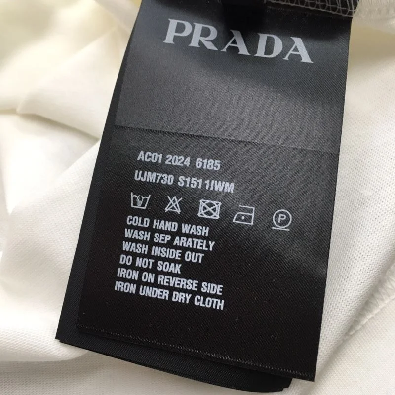 Vibrant Prada T-Shirts 167040