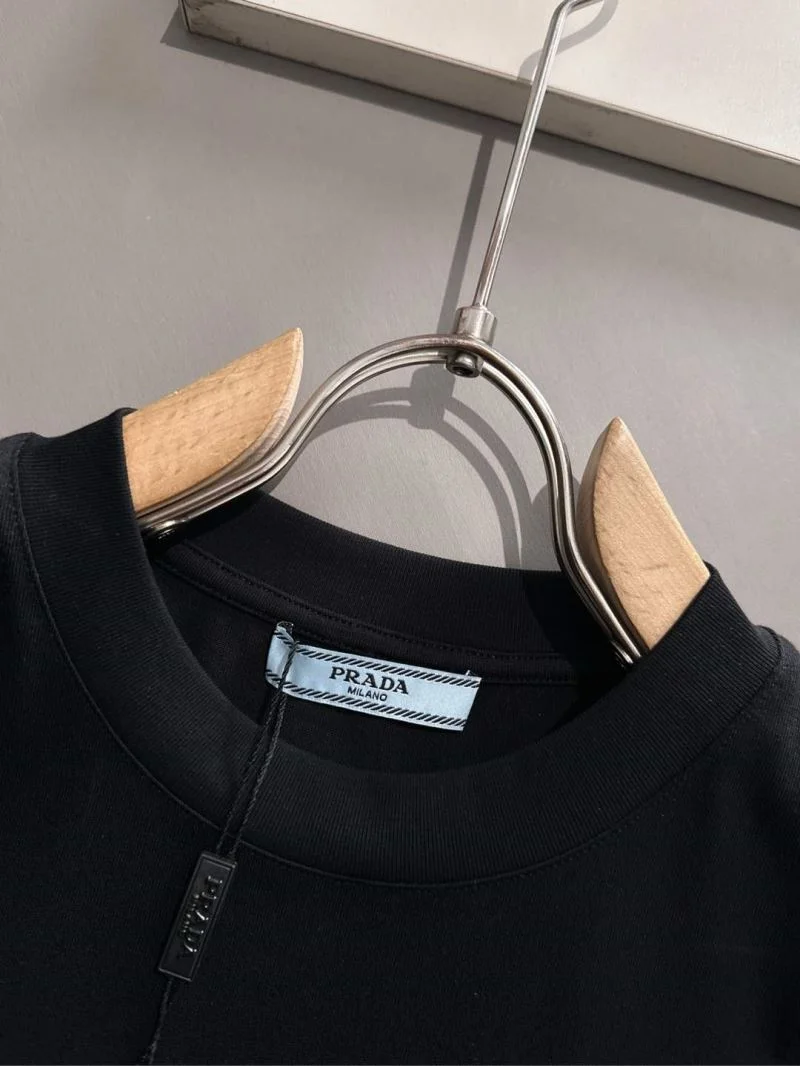 HighPerformance Prada T-Shirts 167020