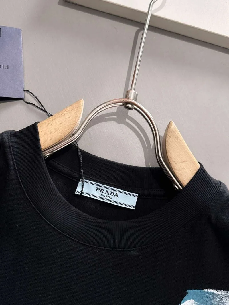 Prada T-Shirts HighQuality 167025