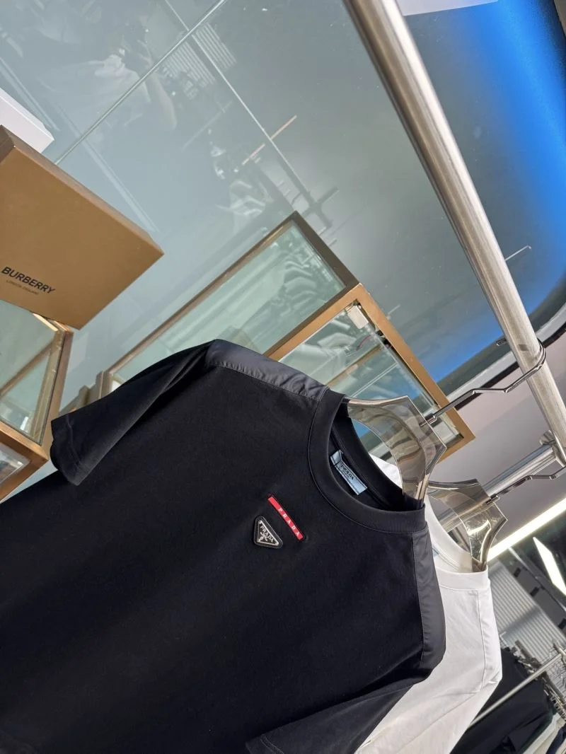 Vibrant Prada T-Shirts 167015