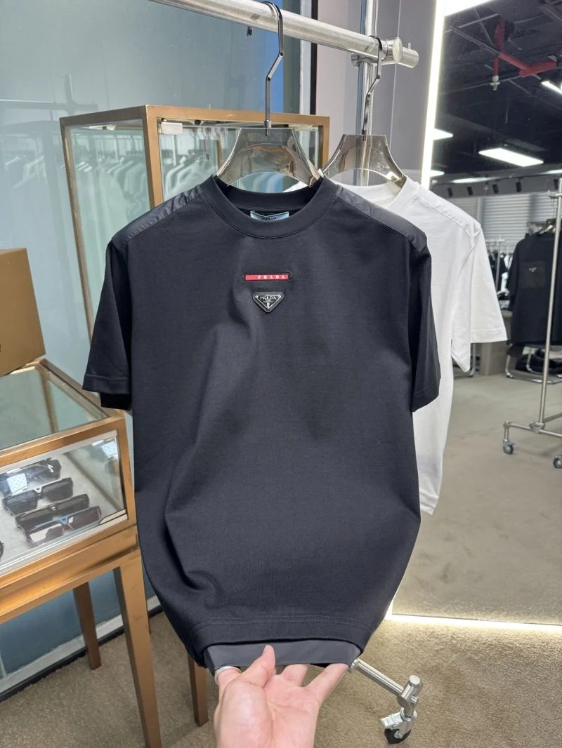 Vibrant Prada T-Shirts 167015