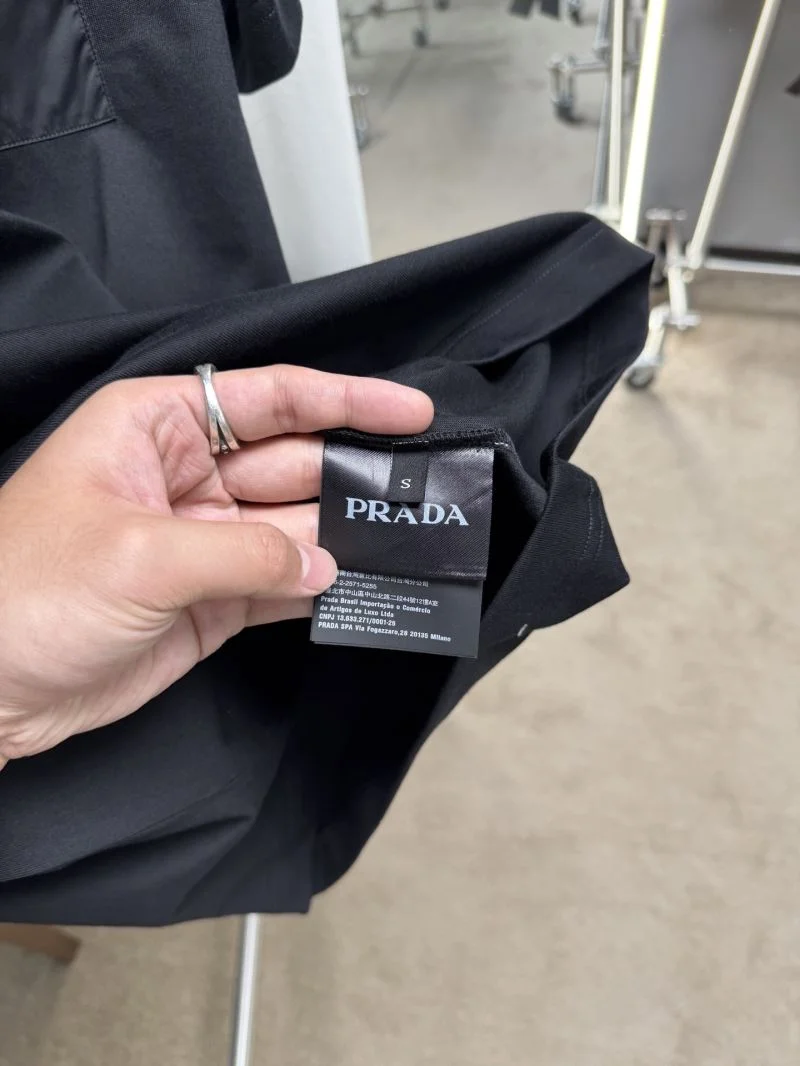 Prada T-Shirts Seasonal 167048