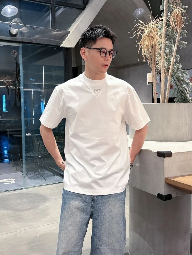 Prada T-Shirts Refined 167033