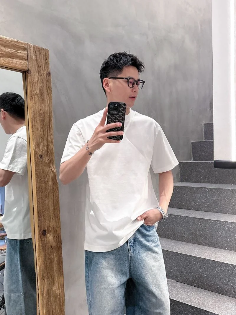 Prada T-Shirts Refined 167033