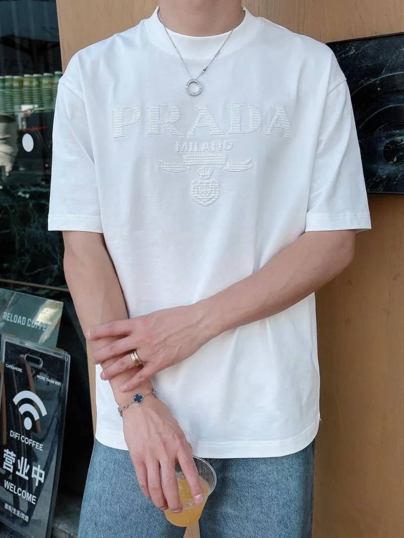 Prada T-Shirts FreshLook 167030