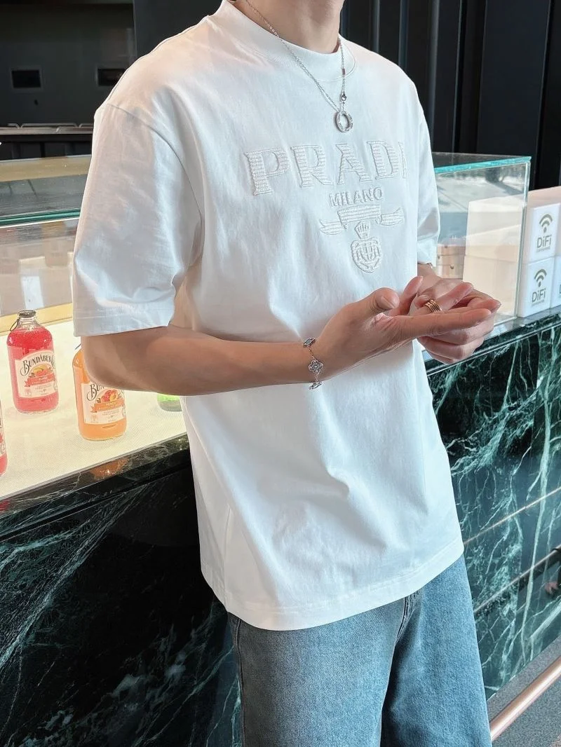 Prada T-Shirts FreshLook 167030
