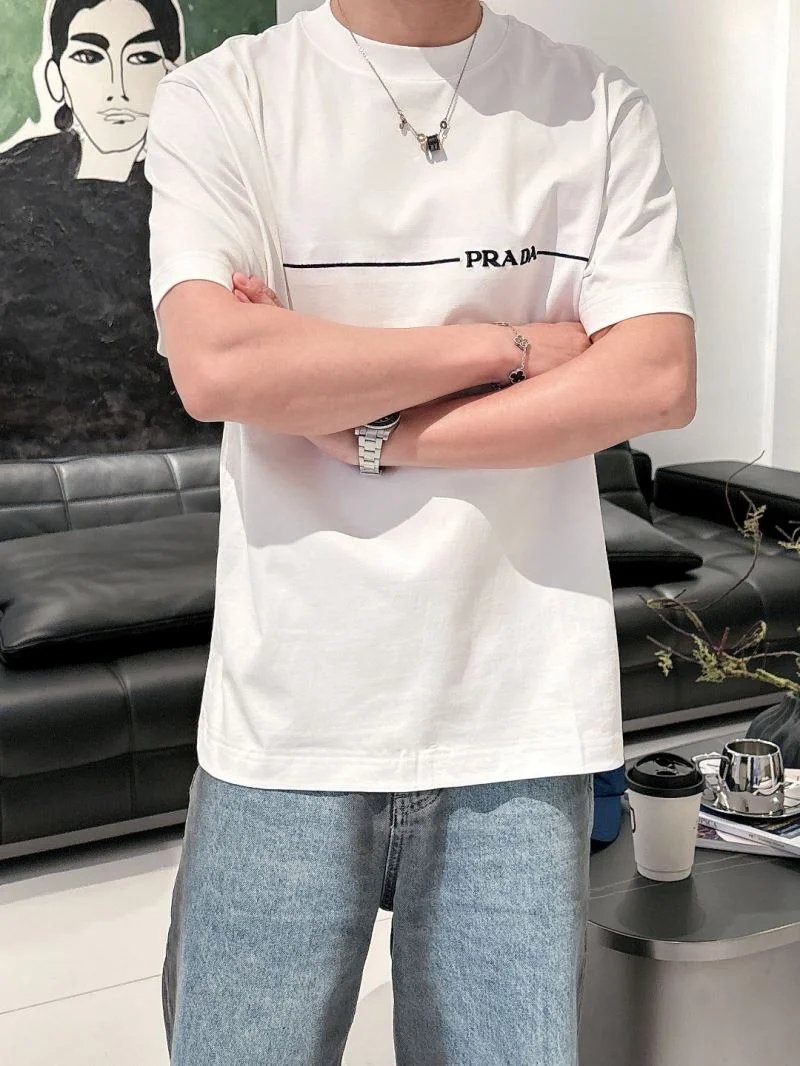 MultiPurpose Prada T-Shirts 167034