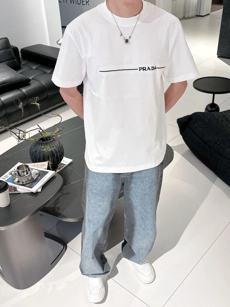 MultiPurpose Prada T-Shirts 167034