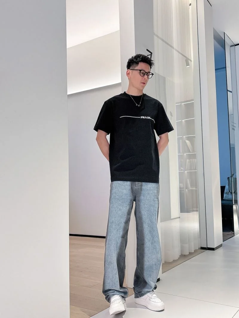 Prada T-Shirts GoAnywhere 167044