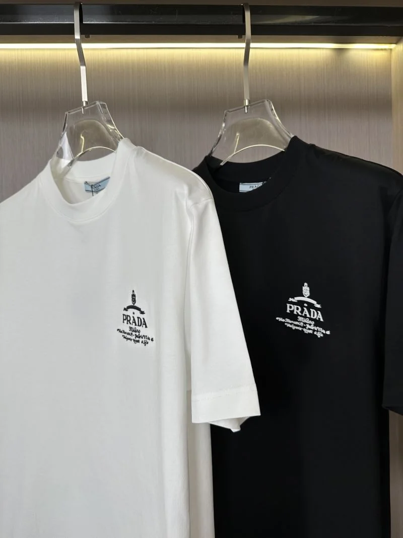 WellDesigned Prada T-Shirts 167010
