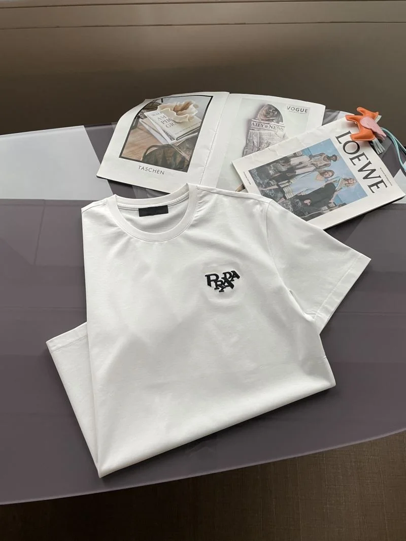 Prada T-Shirts Sophisticated 167008