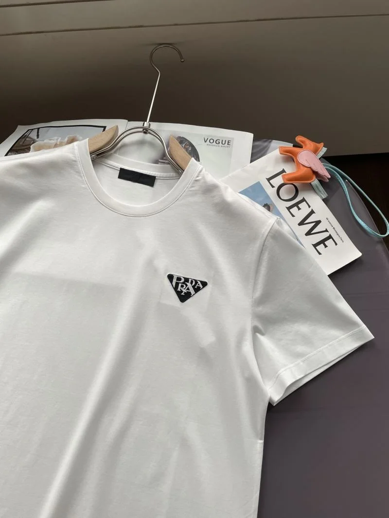 NewStyle Prada T-Shirts 167006
