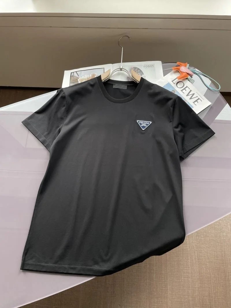 Prada T-Shirts Youthful 167005