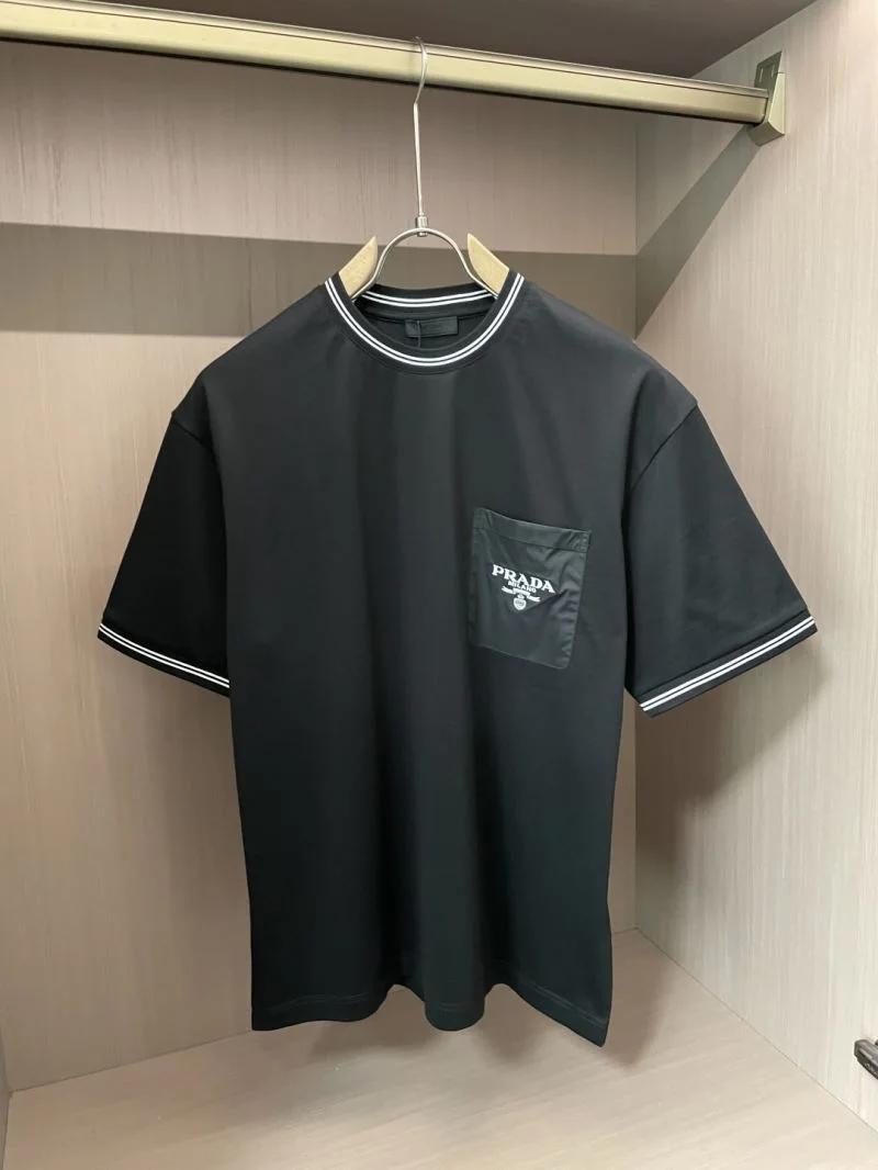 Prada T-Shirts Stylish 167004