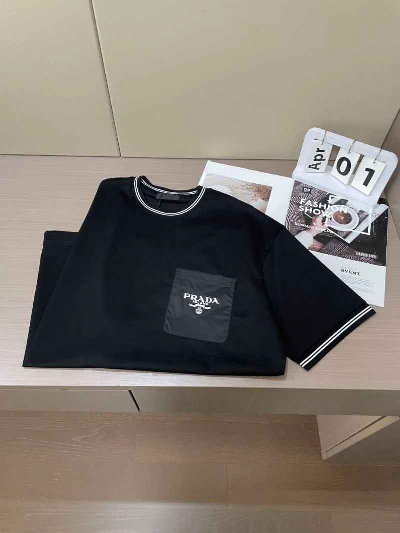 Prada T-Shirts Stylish 167004