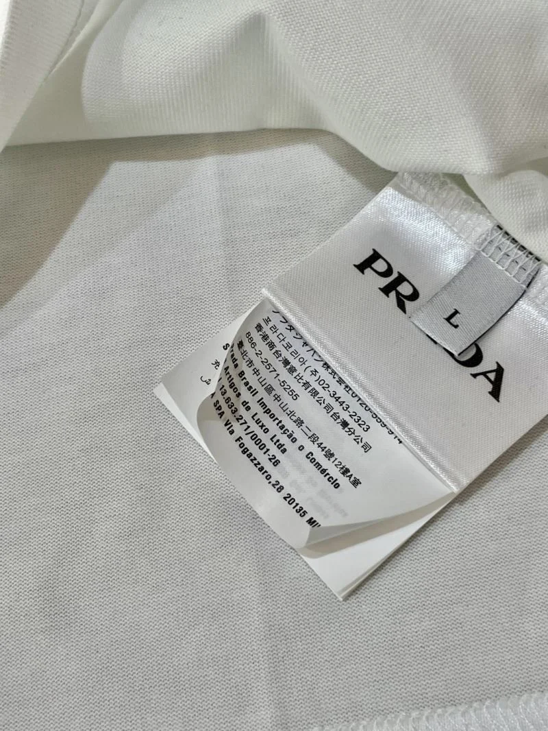 Prada T-Shirts Stylish 167004