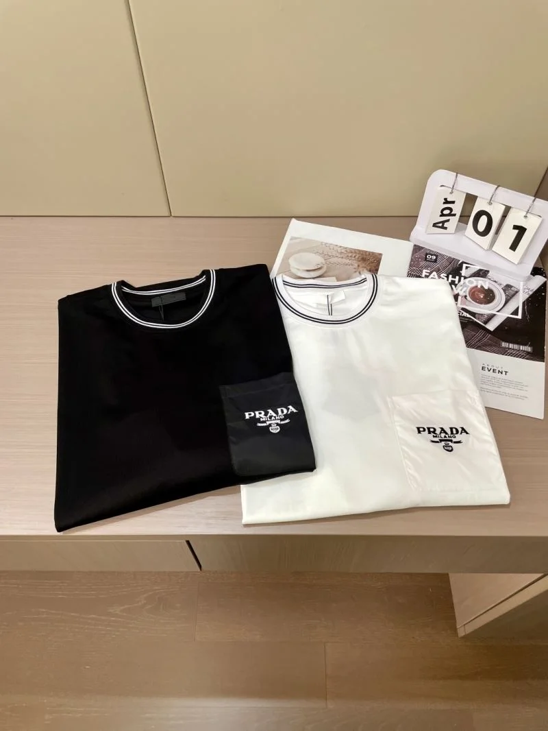 Prada T-Shirts Stylish 167004