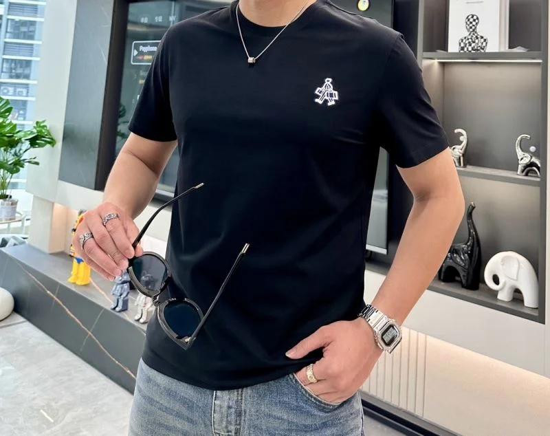 Resilient Prada T-Shirts 166994