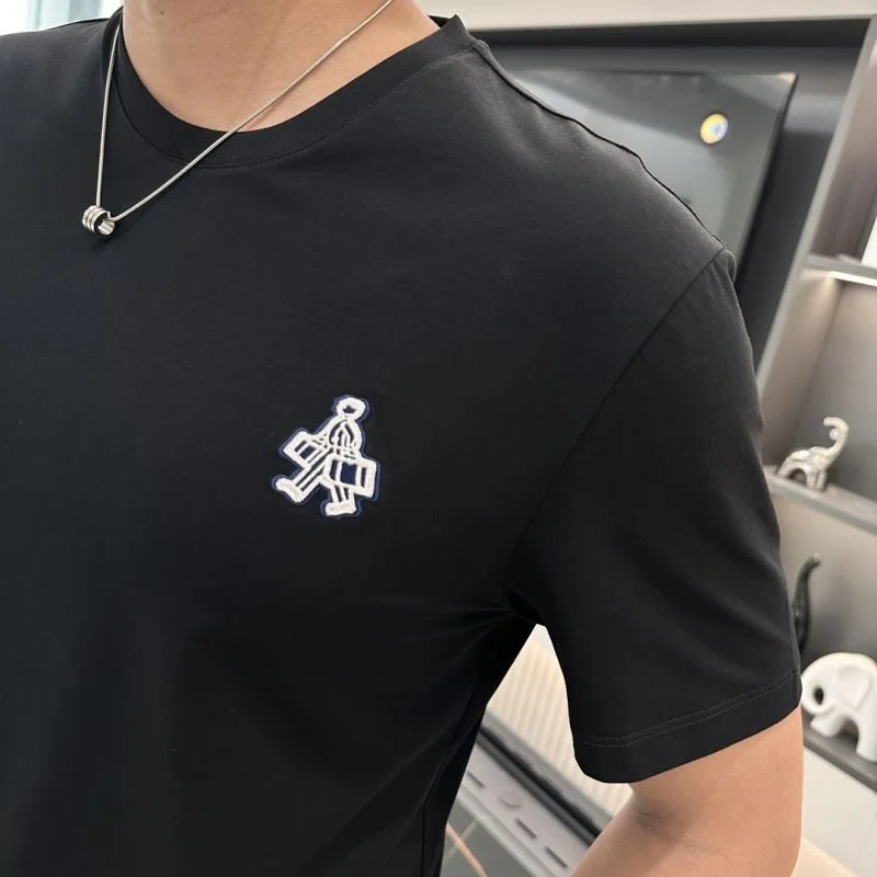 Resilient Prada T-Shirts 166994