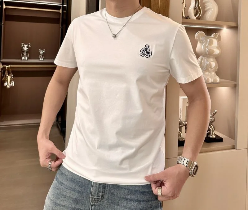 Prada T-Shirts Minimalist 166993