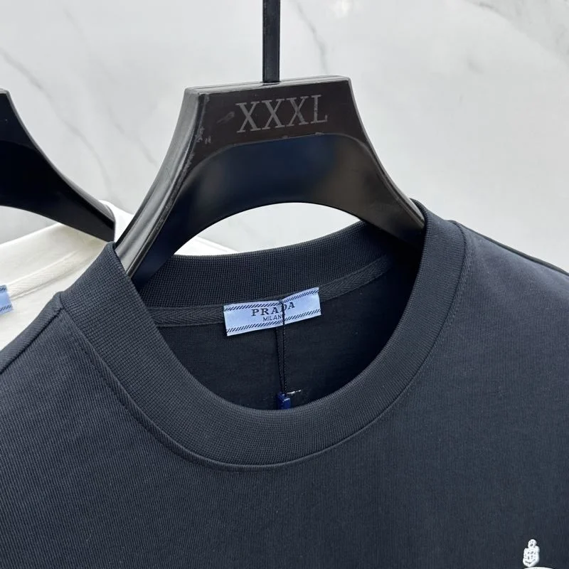 Sleek Prada T-Shirts 166996