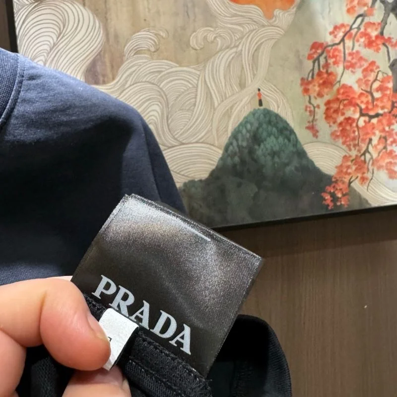 Prada T-Shirts ZipUp 166999