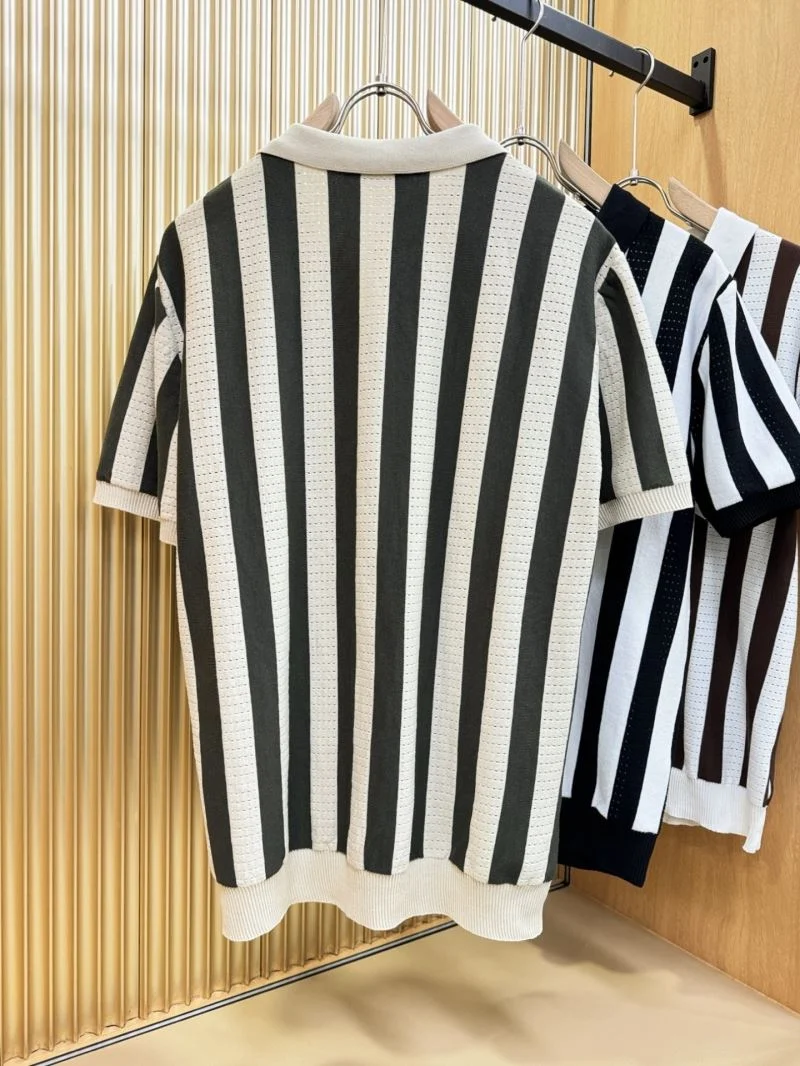 Snug Prada T-Shirts 167026