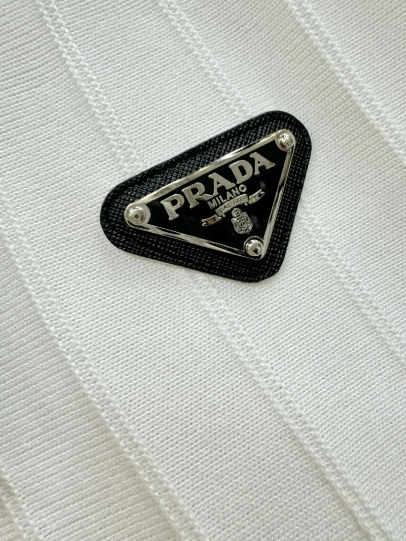 Prada T-Shirts AllSeason 167013