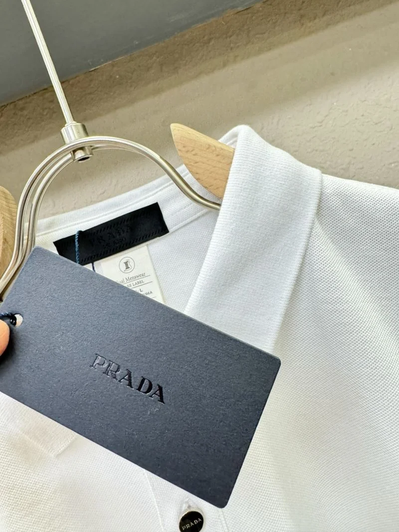 Modern Prada T-Shirts 167046