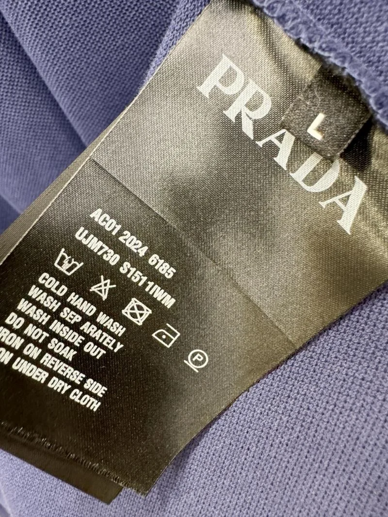 Prada T-Shirts Effortless 166972