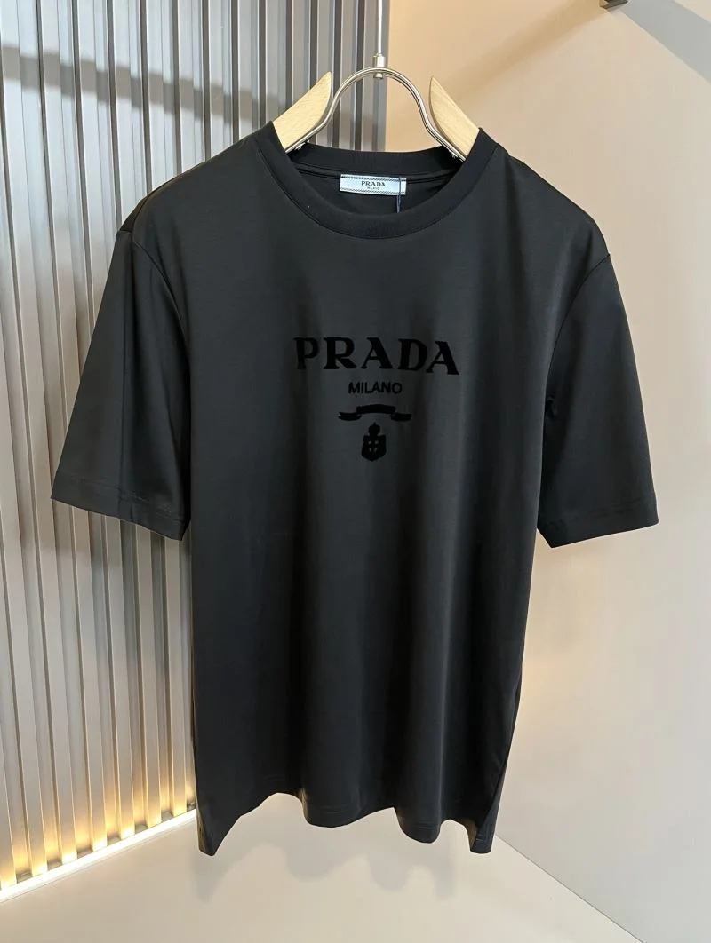 Trendy Prada T-Shirts 166966