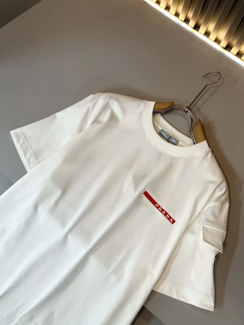 Youthful Prada T-Shirts 166958
