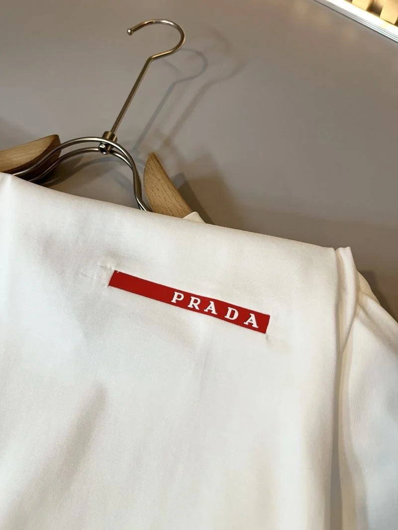 Youthful Prada T-Shirts 166958